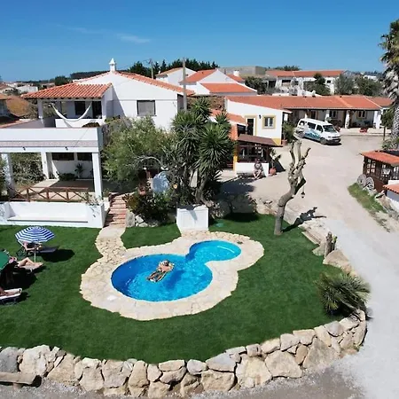 Da Silva Surfcamp 4 Bettzimmer Mit Fruehstueck Lourinha (Lisbon)